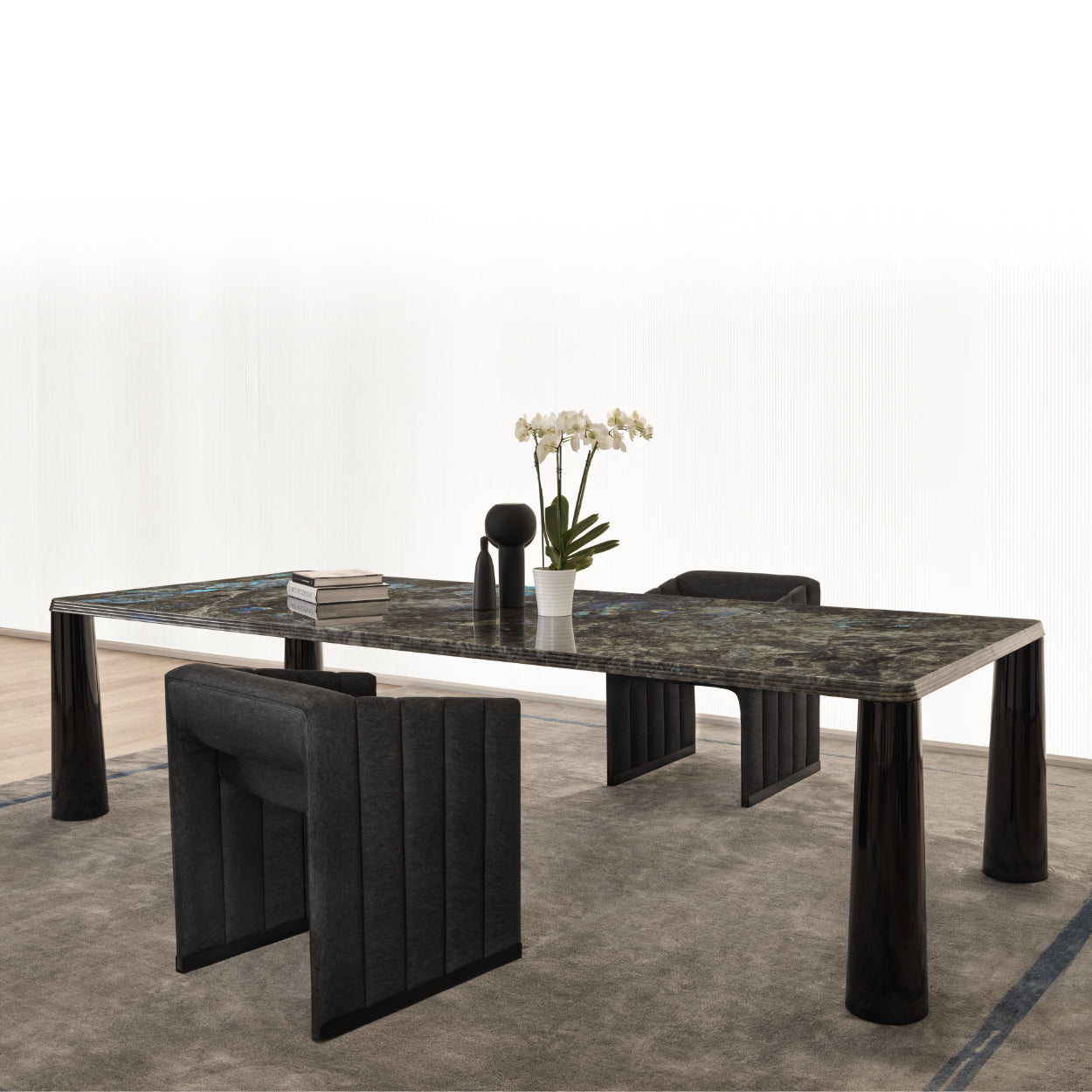 WELLEN TABLE